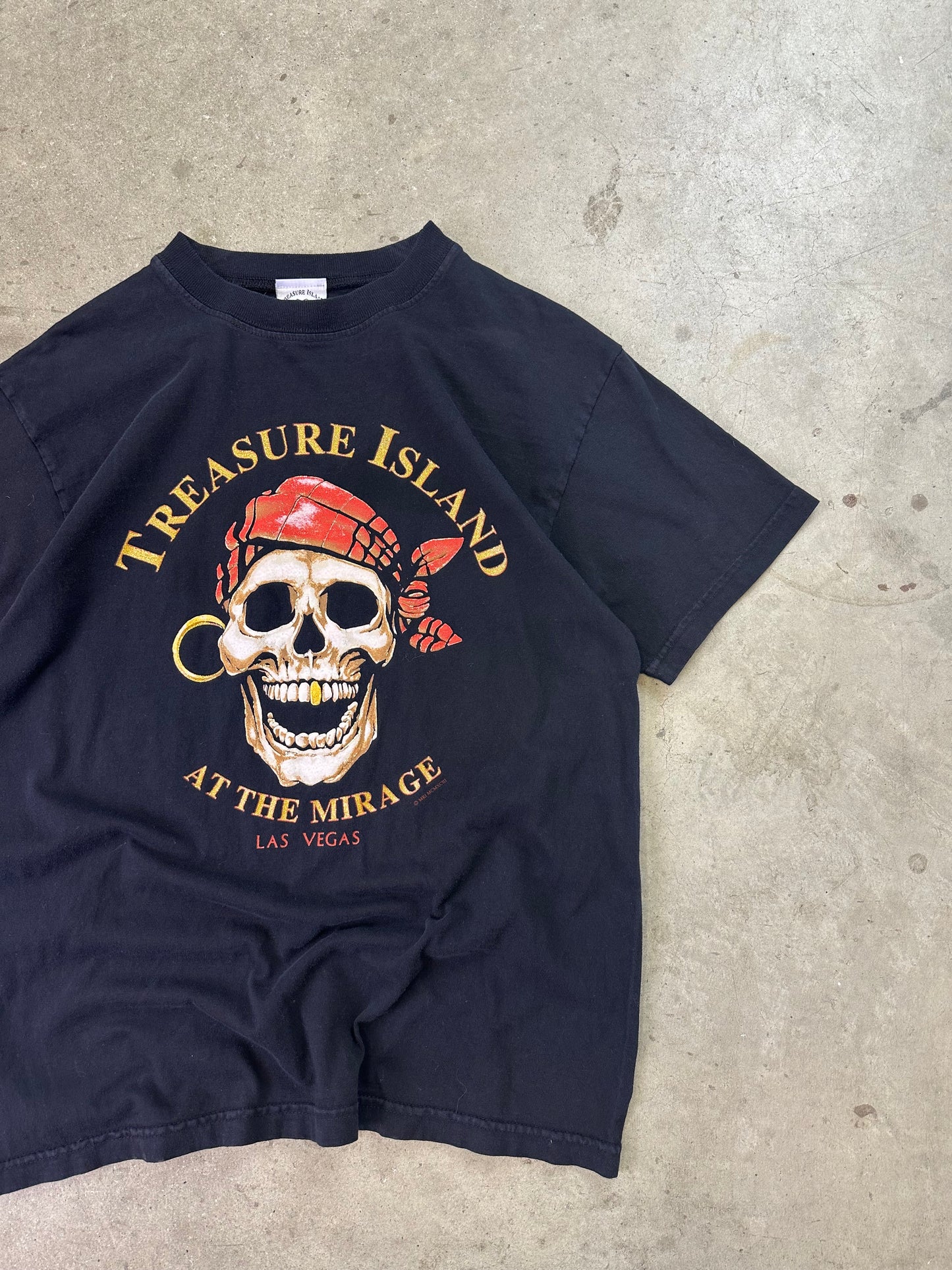 90s Treasure Island At The Mirage Tee Medium