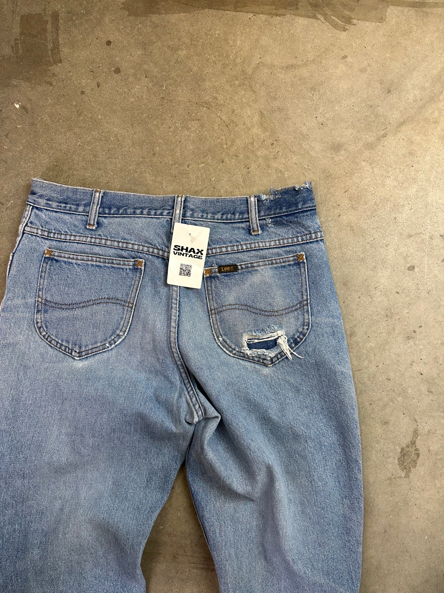 80s Lee Distressed Light Wash Denim 34"