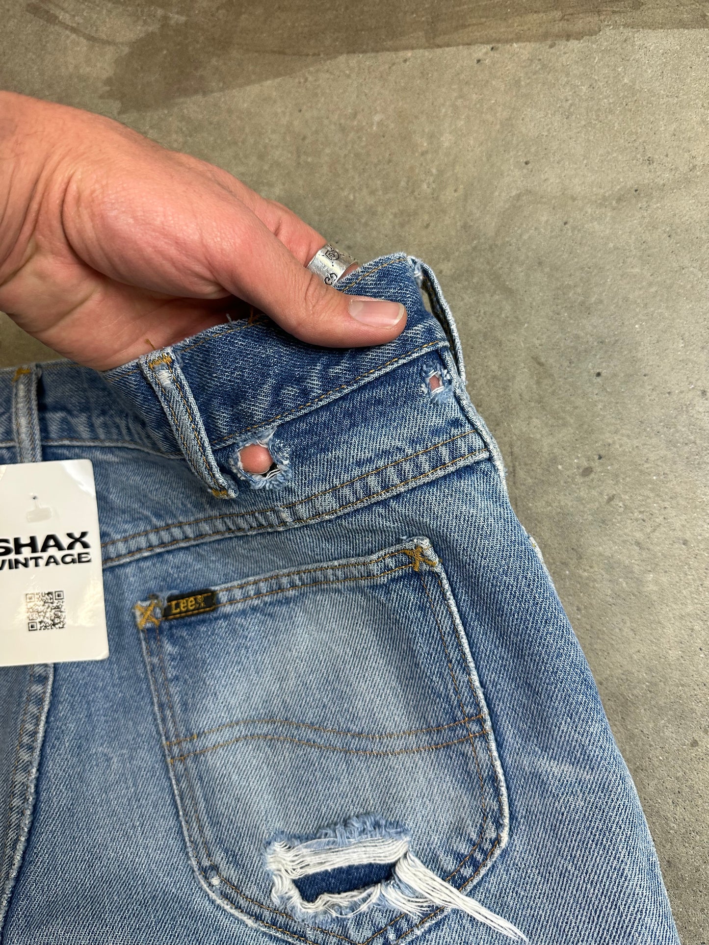 80s Lee Distressed Light Wash Denim 33"