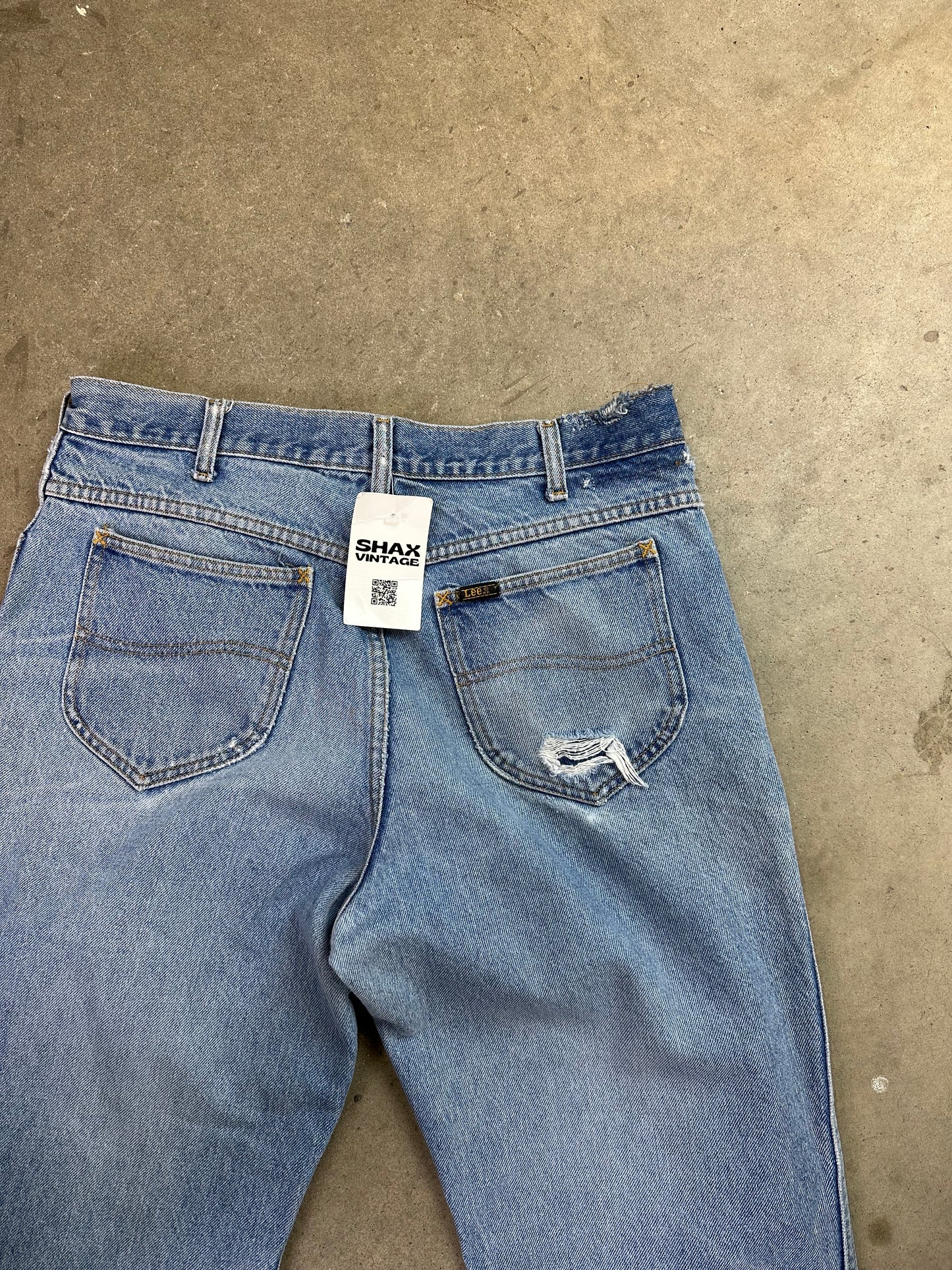 80s Lee Distressed Light Wash Denim 33"