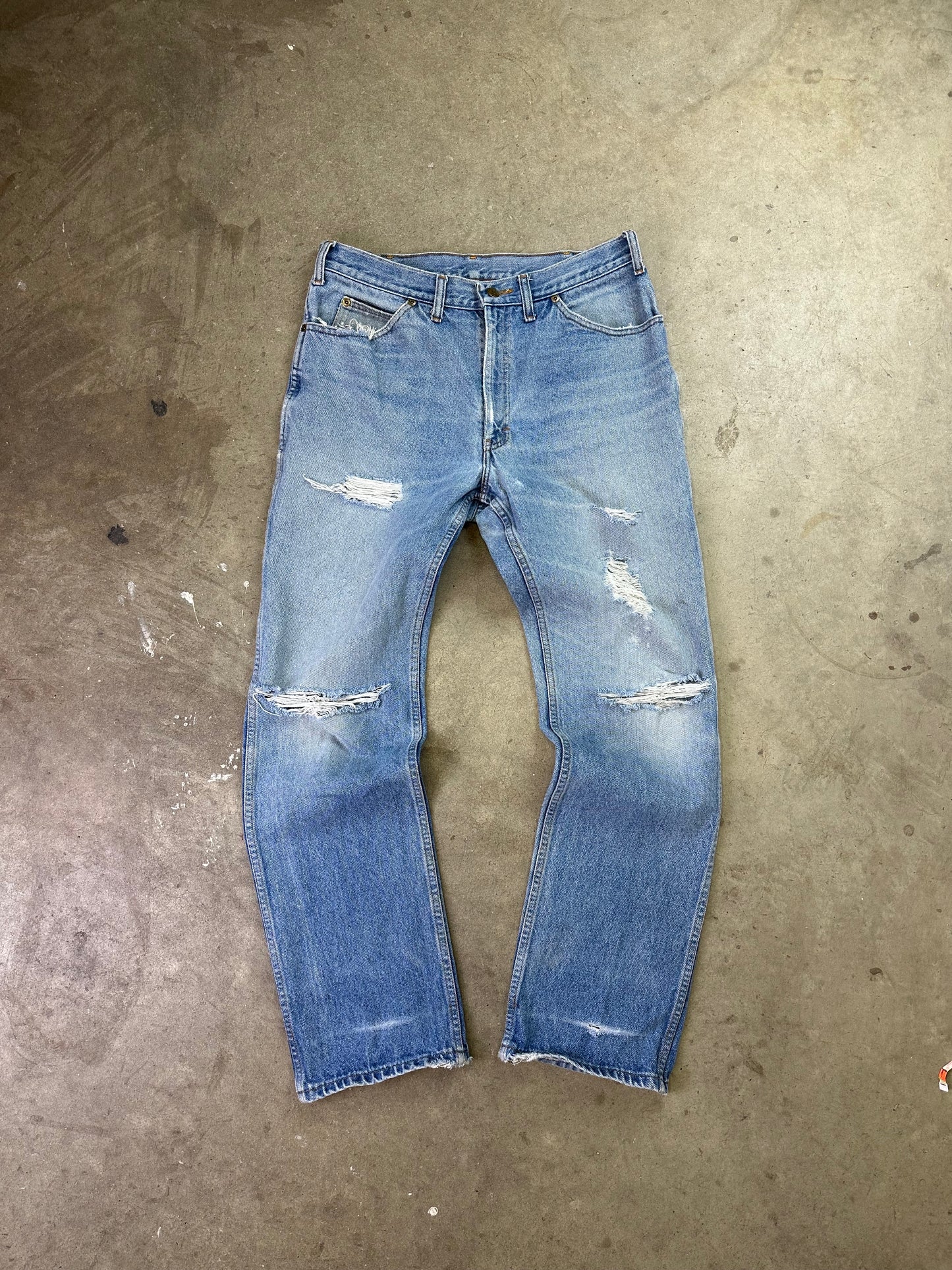 80s Lee Distressed Light Wash Denim 34"