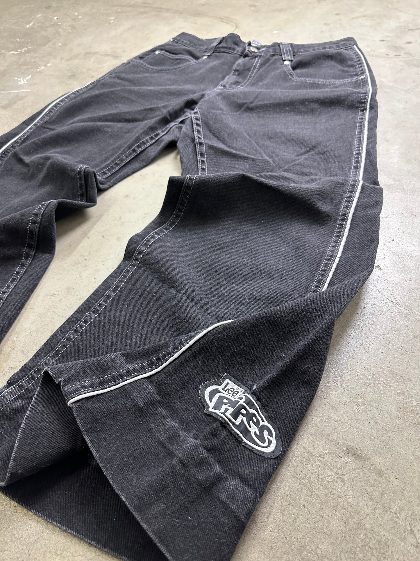 90s Lee Pipes Black Baggy Denim 34"