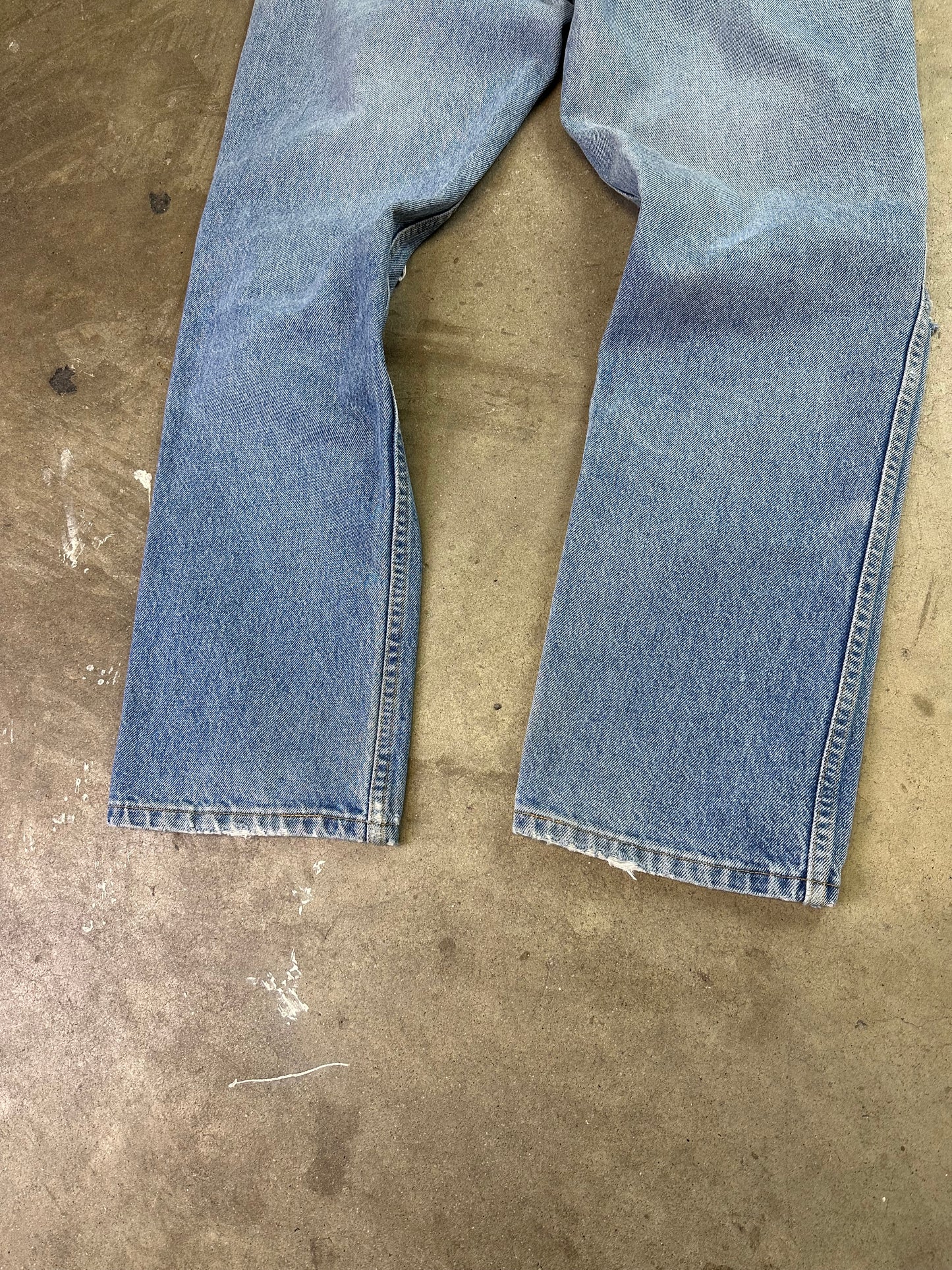 80s Lee Distressed Light Wash Denim 33"